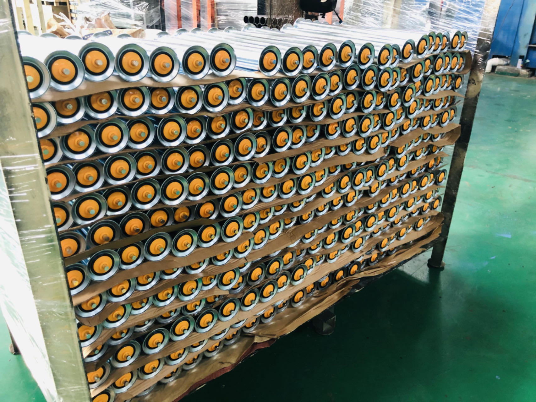 batch of nylon rollers